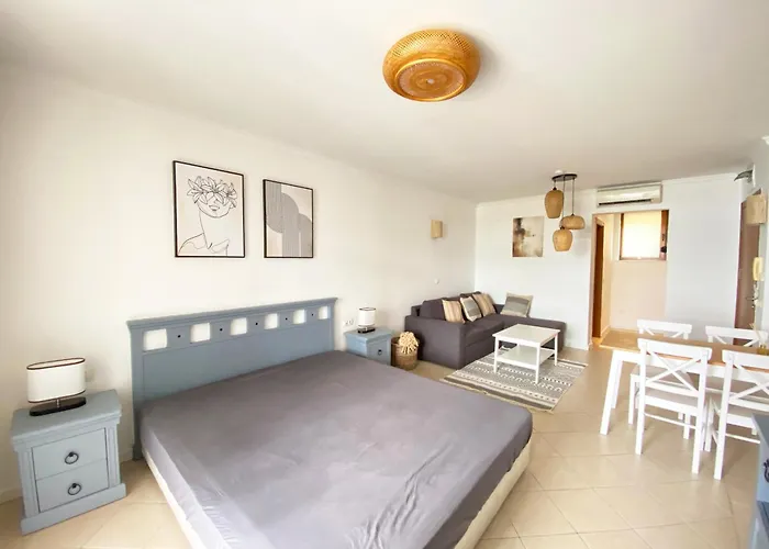 Апартамент Santa Marina Sun&sea Haven Созопол