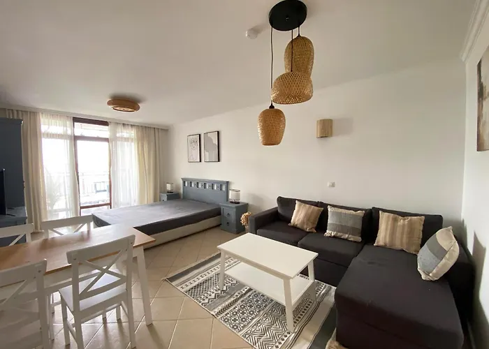 Santa Marina Sun&sea Haven Апартамент